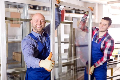 Fenster vom Fachmann einbauen zu lassen spart auf lange Sicht Kosten!